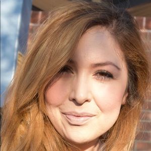 Meet your Posher, Lupita